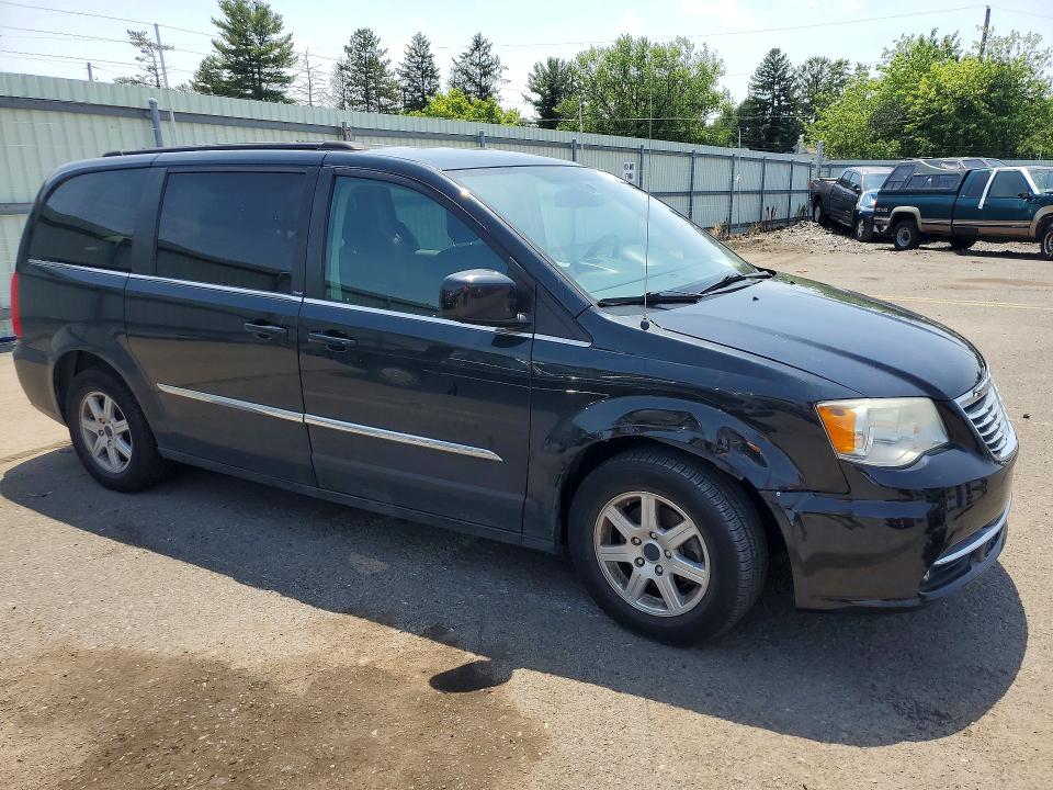 59228796 :رقم المزاد ، 2A4RR5DG1BR708651 vin ، 2011 Chrysler Town & Country مزاد بيع
