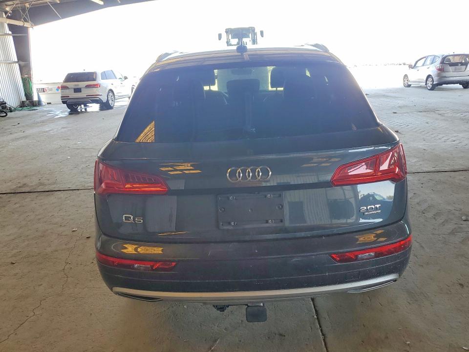 Продажа на аукционе авто 2018 Audi Q5, vin: WA1BNAFY8J2235632, номер лота: 58065476