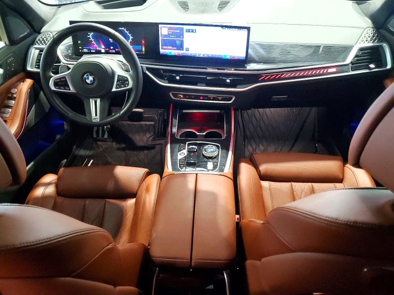 55828186 :رقم المزاد ، 5UX33EM04S9X32138 vin ، 2025 Bmw X7 مزاد بيع