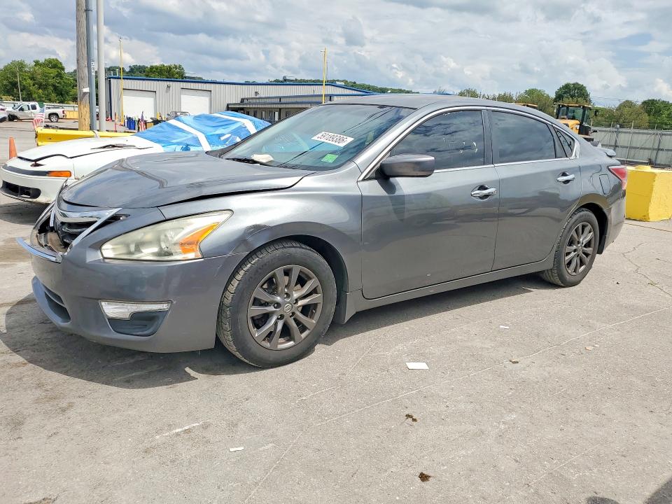 2015 Nissan Altima მანქანა იყიდება აუქციონზე, vin: 1N4AL3AP2FN373812, აუქციონის ნომერი: 59189386