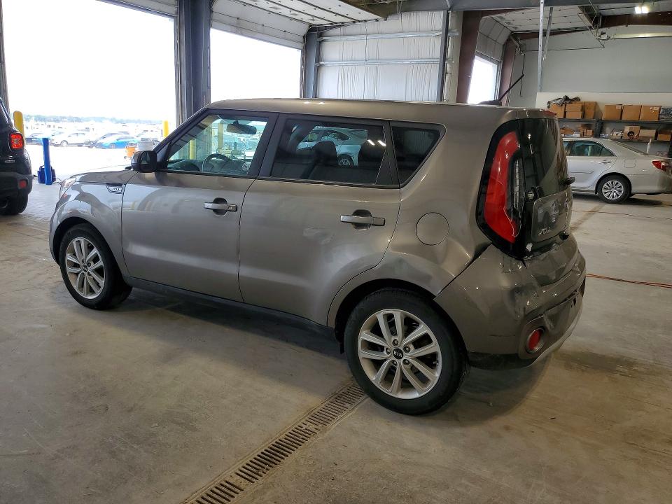 56144536 :رقم المزاد ، KNDJP3A50J7621341 vin ، 2018 Kia Soul مزاد بيع