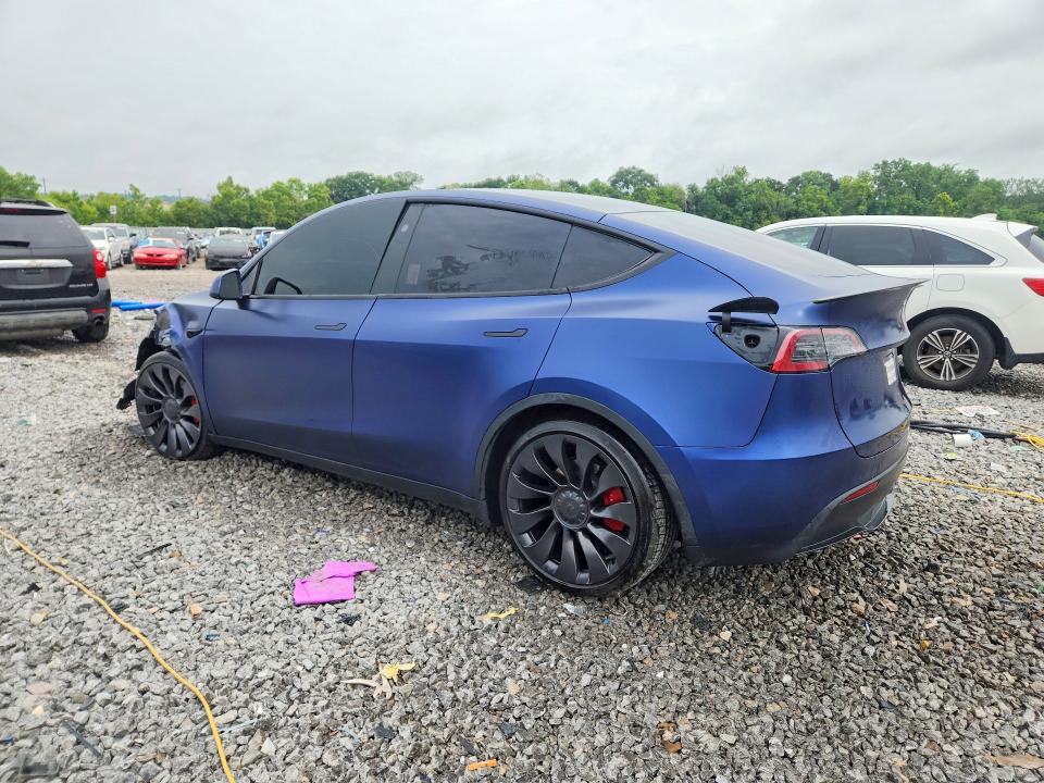 55327986 :رقم المزاد ، 7SAYGDEF9RF048729 vin ، 2024 Tesla Model Y مزاد بيع