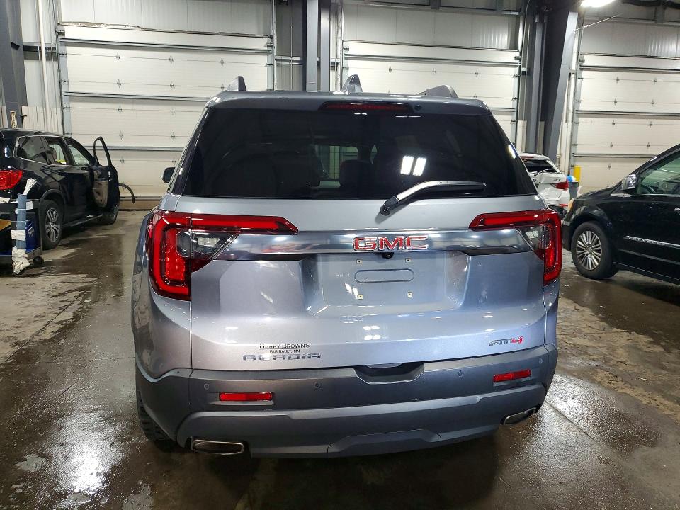 56813926 :رقم المزاد ، 1GKKNLLS0NZ144082 vin ، 2022 Gmc Acadia مزاد بيع