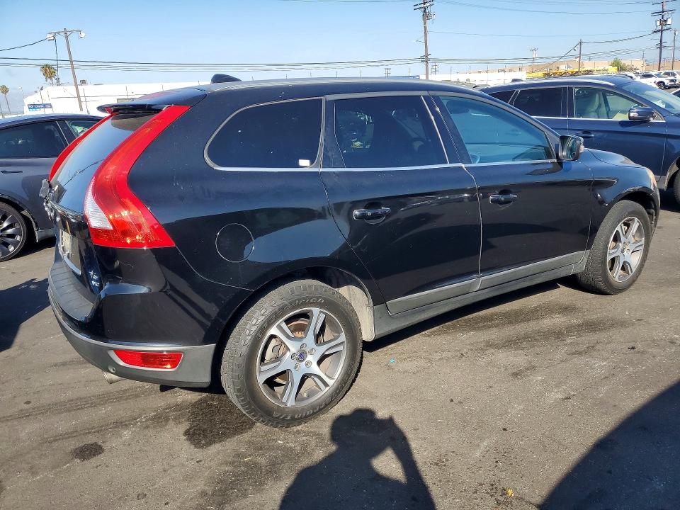 Продажа на аукционе авто 2013 Volvo Xc60, vin: YV4902DZ2D2449599, номер лота: 58400416