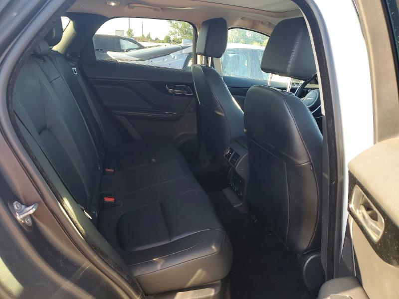 57518396 :رقم المزاد ، SADCJ2FX3JA248835 vin ، 2018 Jaguar F-pace مزاد بيع