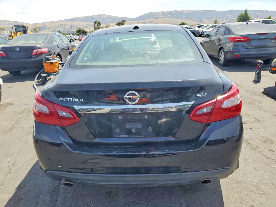 2018 Nissan Altima მანქანა იყიდება აუქციონზე, vin: 1N4AL3AP2JC141800, აუქციონის ნომერი: 56524266