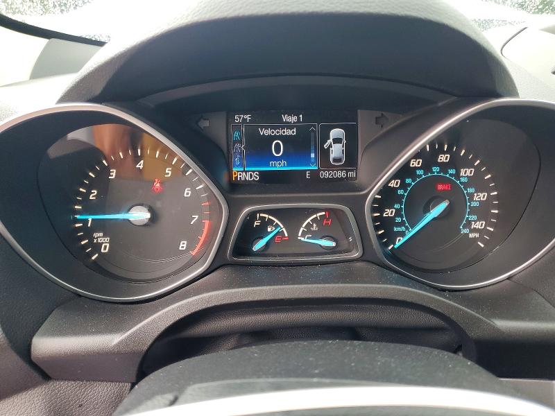 55570286 :رقم المزاد ، 1FMCU0GX4GUC83036 vin ، 2016 Ford Escape مزاد بيع