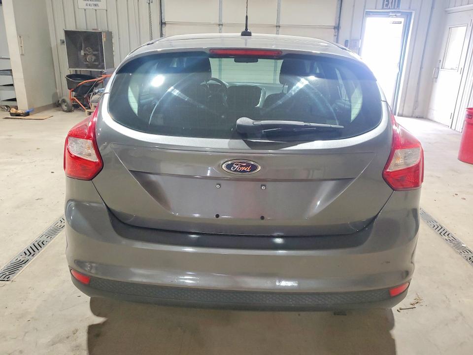 2012 Ford Focus მანქანა იყიდება აუქციონზე, vin: 1FAHP3M22CL210636, აუქციონის ნომერი: 57045586