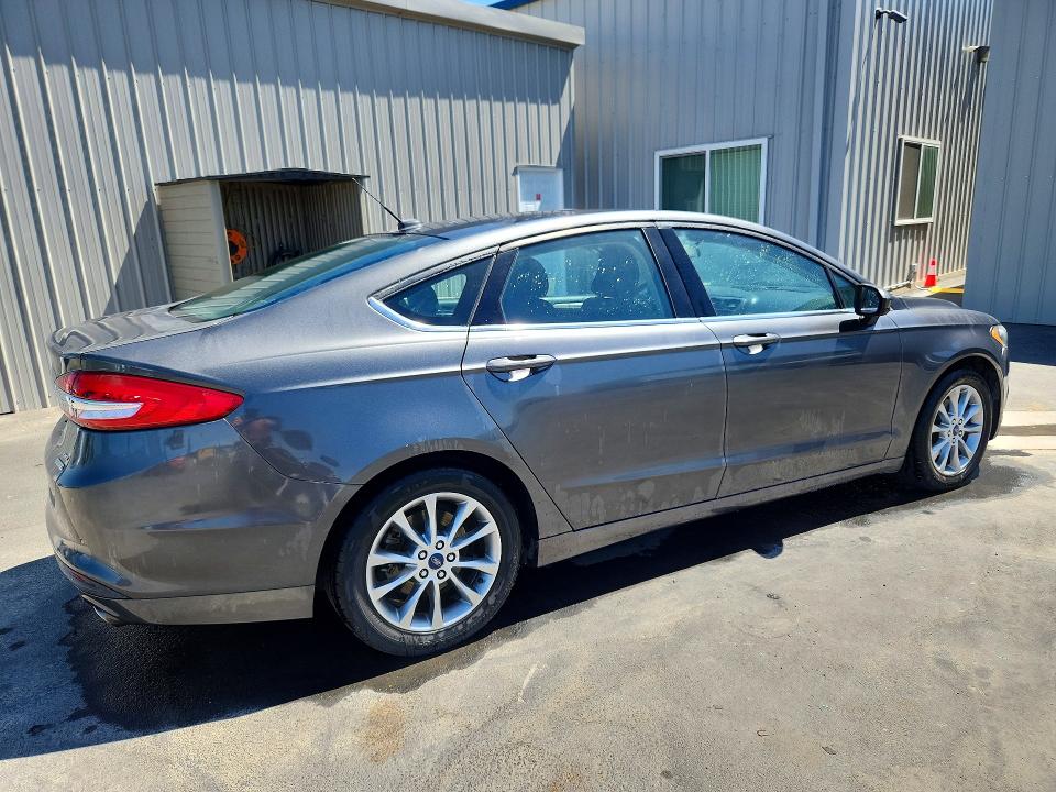 2017 Ford Fusion მანქანა იყიდება აუქციონზე, vin: 3FA6P0HD5HR294915, აუქციონის ნომერი: 56630636