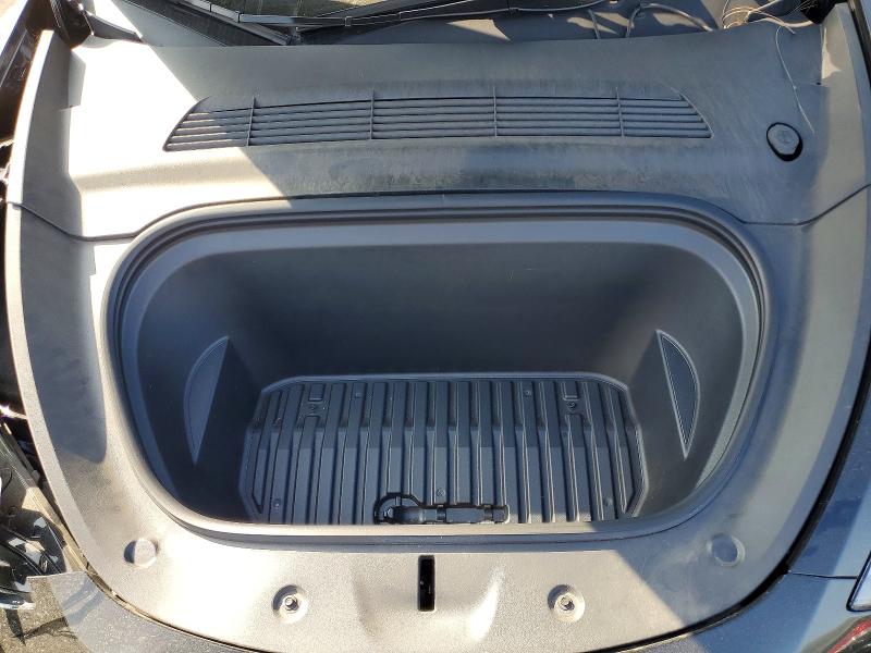 2024 Tesla Model Y მანქანა იყიდება აუქციონზე, vin: 7SAYGDED9RF120883, აუქციონის ნომერი: 55823846