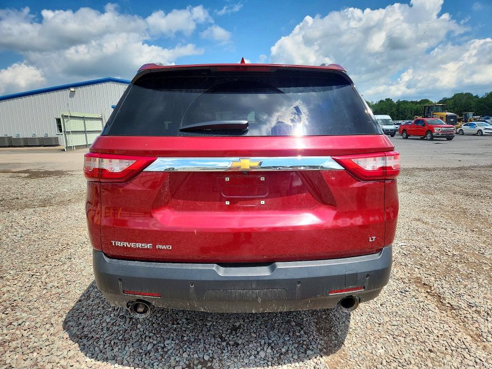 Продаж на аукціоні авто 2018 Chevrolet Traverse, vin: 1GNEVGKW1JJ210868, номер лоту: 58585596