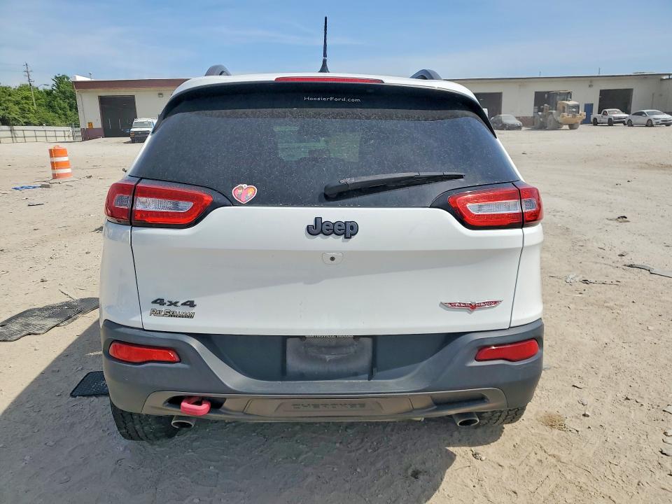 55814536 :رقم المزاد ، 1C4PJMBS6FW688044 vin ، 2015 Jeep Cherokee مزاد بيع