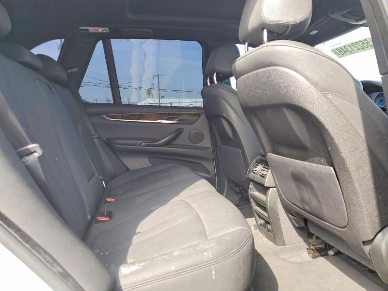 55221346 :رقم المزاد ، 5UXKR2C51J0X07724 vin ، 2018 Bmw X5 مزاد بيع