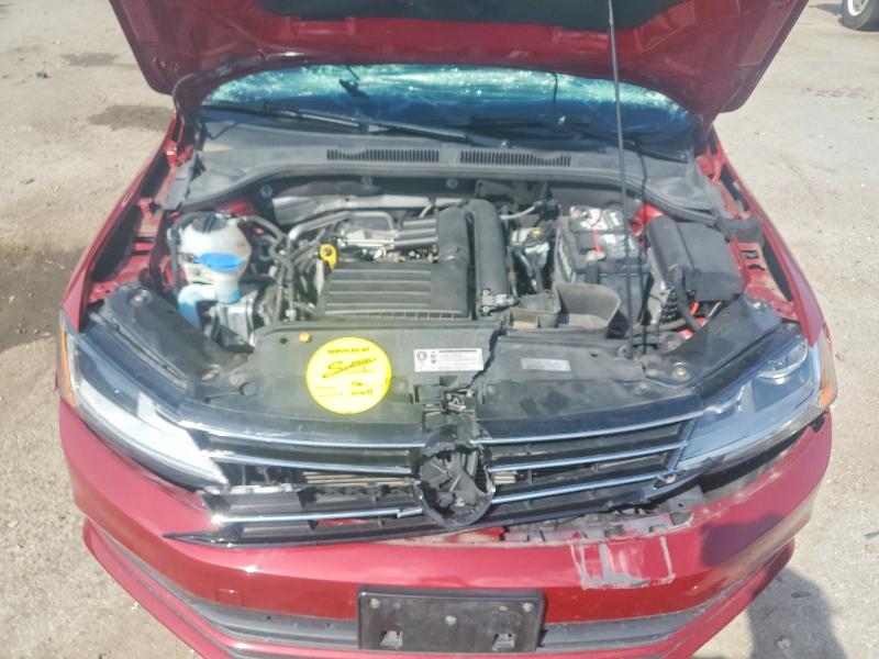 57714276 :رقم المزاد ، 3VW2B7AJ9HM261619 vin ، 2017 Volkswagen Jetta مزاد بيع