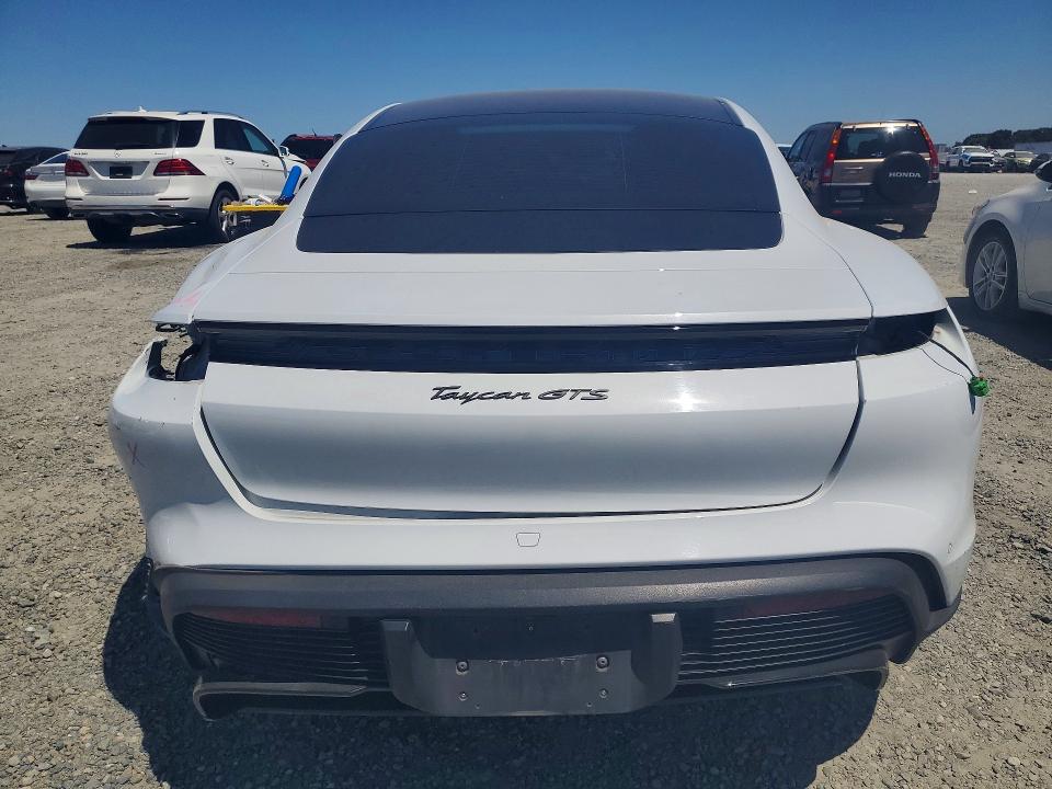 58306876 :رقم المزاد ، WP0AD2Y12NSA59423 vin ، 2022 Porsche Taycan مزاد بيع
