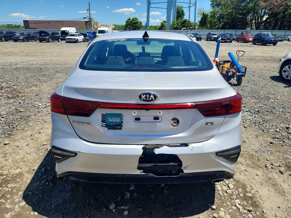 Aukcja sprzedaży 2021 Kia Forte, vin: 3KPF24AD9ME328530, numer aukcji: 58600086
