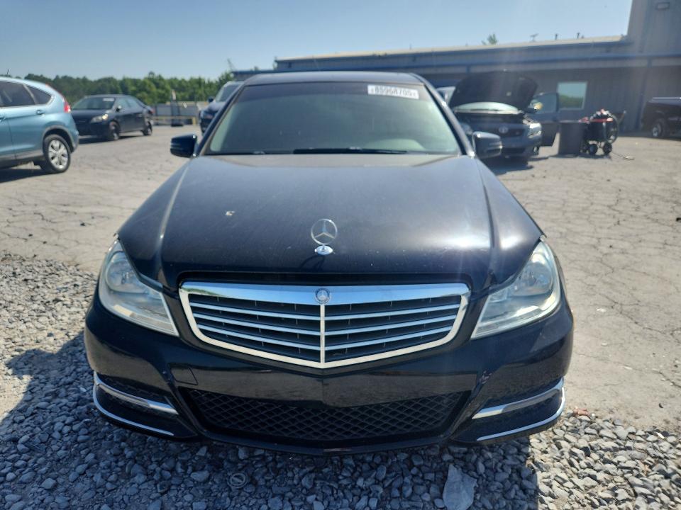 2014 Mercedes-benz C მანქანა იყიდება აუქციონზე, vin: WDDGF8AB0EG251021, აუქციონის ნომერი: 85968705