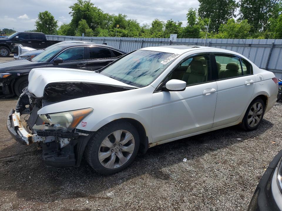 2010 Honda Accord მანქანა იყიდება აუქციონზე, vin: 1HGCP2F88AA805226, აუქციონის ნომერი: 57911896