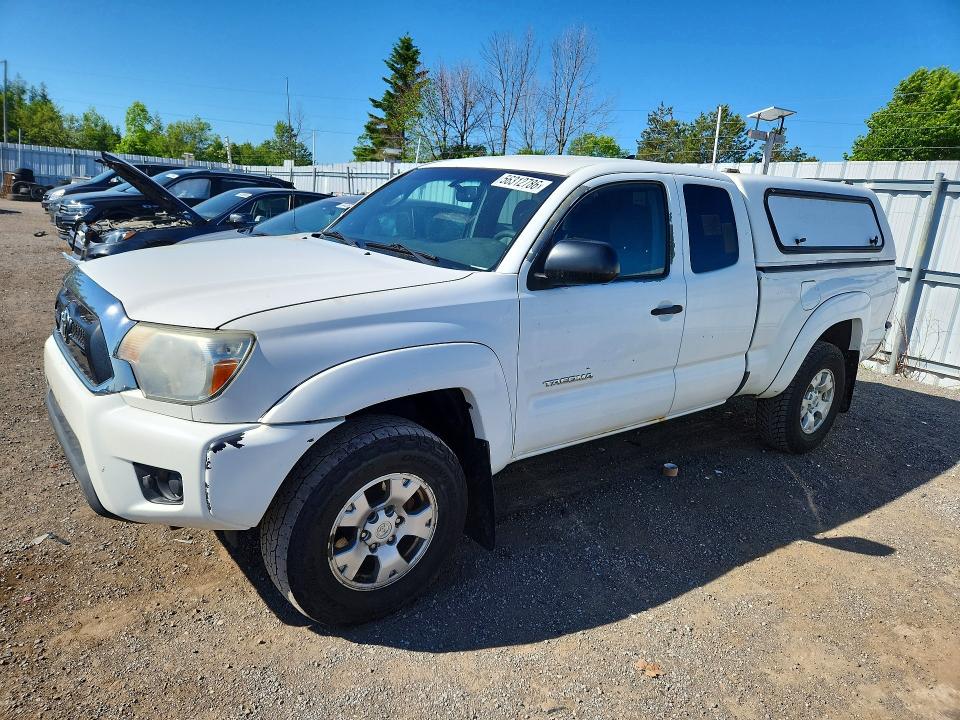 2015 Toyota Tacoma მანქანა იყიდება აუქციონზე, vin: 5TFUU4EN4FX112429, აუქციონის ნომერი: 56312786