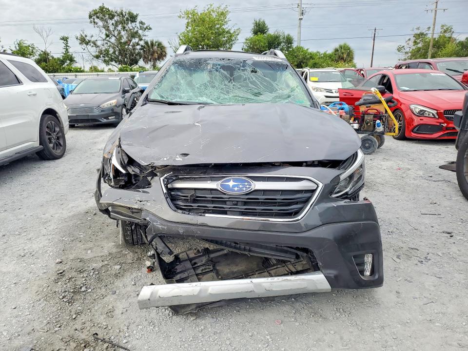 55956986 :رقم المزاد ، 4S4BTAPC3M3109803 vin ، 2021 Subaru Outback مزاد بيع