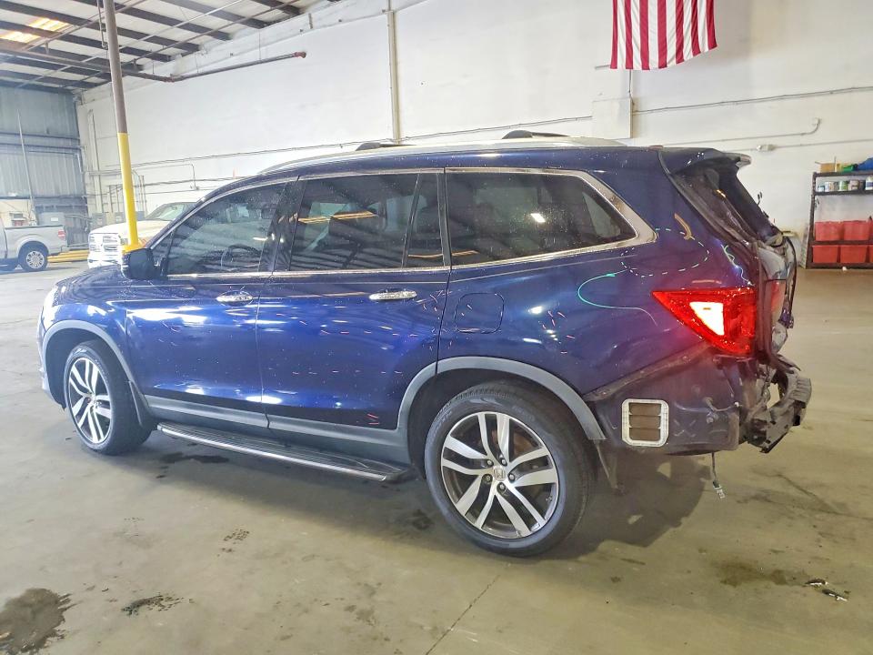 Продаж на аукціоні авто 2017 Honda Pilot, vin: 5FNYF5H9XHB007956, номер лоту: 56343316