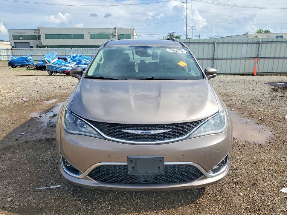 Продажа на аукционе авто 2017 Chrysler Pacifica, vin: 2C4RC1EGXHR669761, номер лота: 56685636