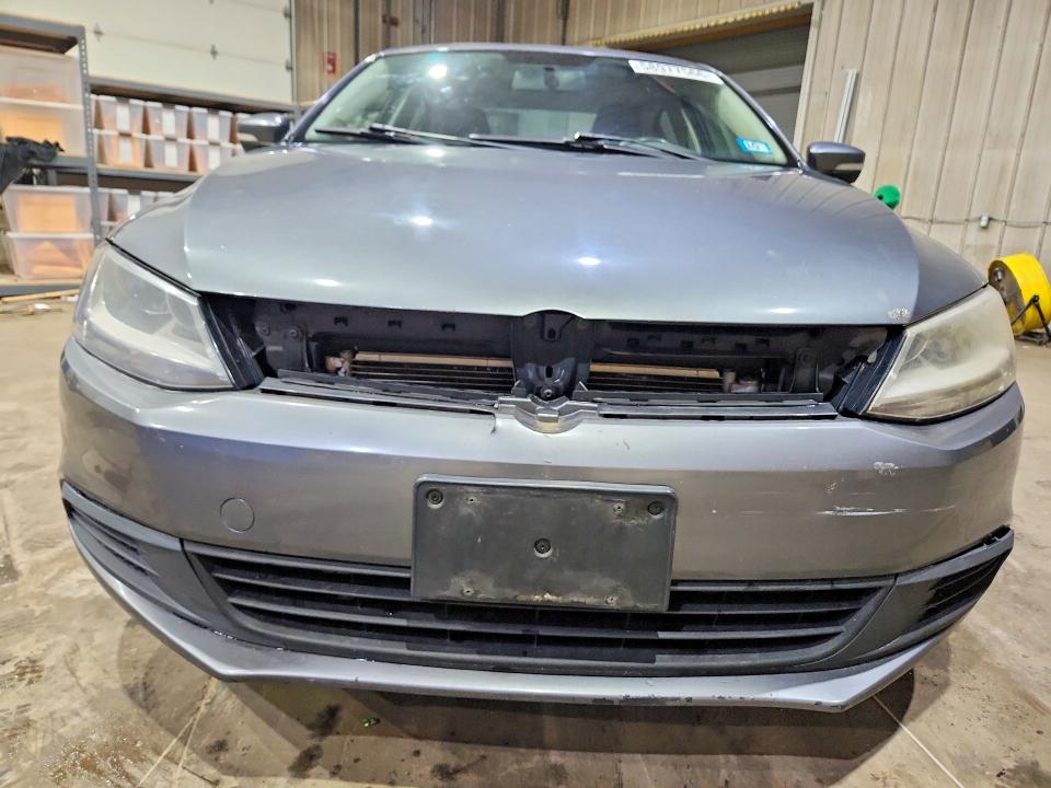 58977566 :رقم المزاد ، 3VWDP7AJ2CM335482 vin ، 2012 Volkswagen Jetta مزاد بيع