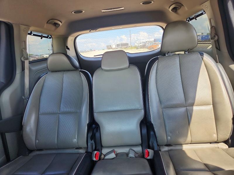56470656 :رقم المزاد ، KNDMB5C10H6283814 vin ، 2017 Kia Sedona مزاد بيع