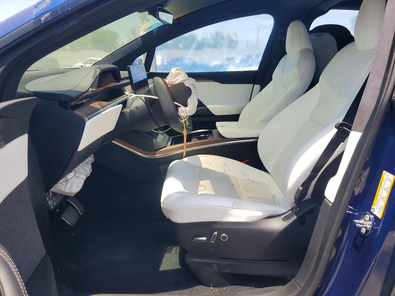Продажа на аукционе авто 2022 Tesla Model X, vin: 7SAXCBE53NF329261, номер лота: 55973946