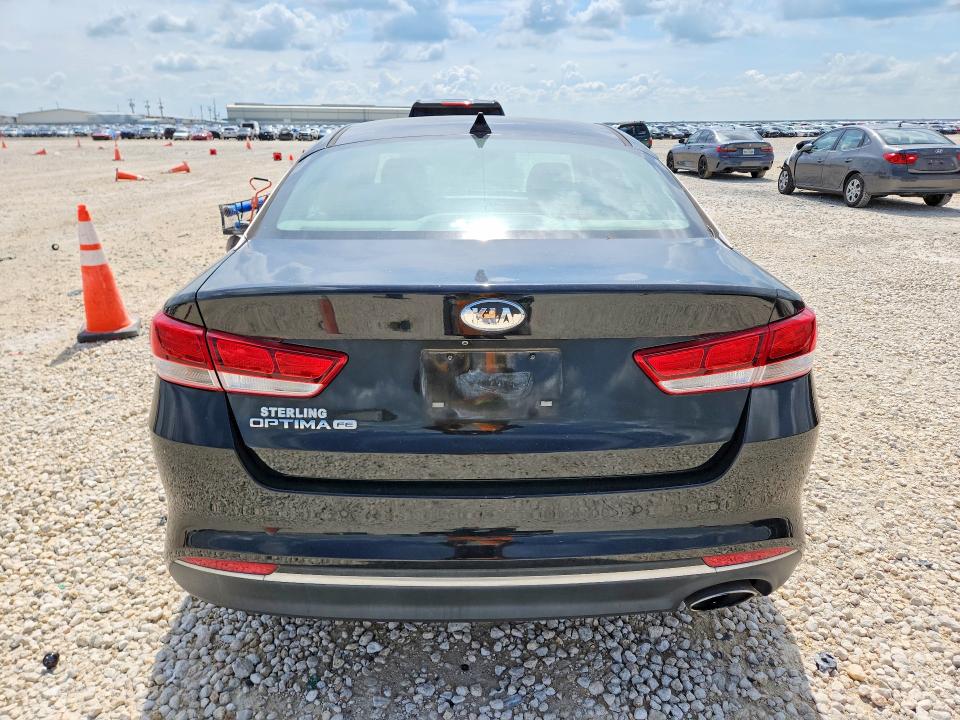 2018 Kia Optima მანქანა იყიდება აუქციონზე, vin: 5XXGT4L32JG240993, აუქციონის ნომერი: 55096006