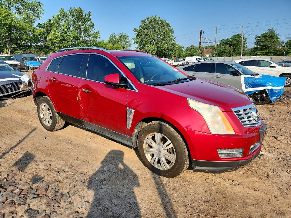 58570456 :رقم المزاد ، 3GYFNBE33FS581208 vin ، 2015 Cadillac Srx مزاد بيع