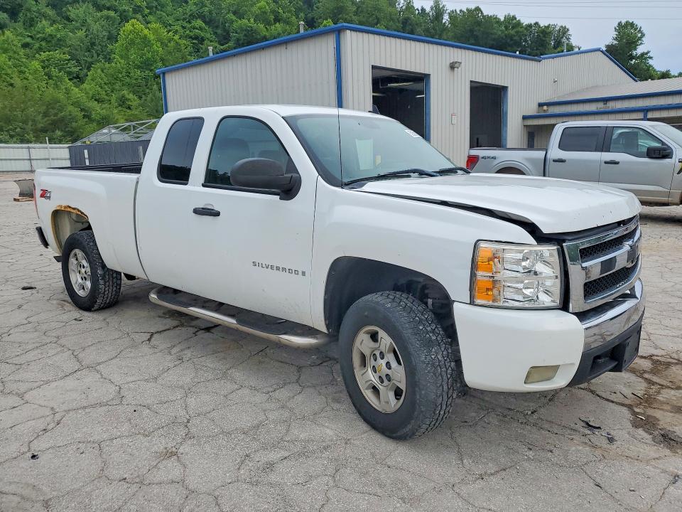 58581716 :رقم المزاد ، 2GCEK19J181290220 vin ، 2008 Chevrolet Silverado مزاد بيع