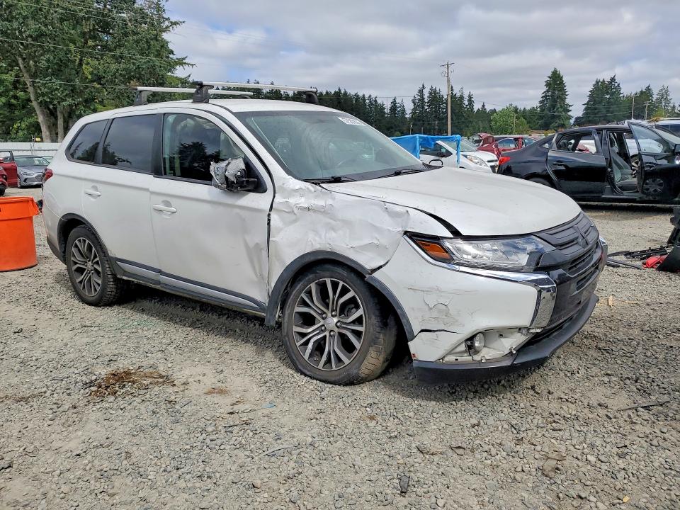 2016 Mitsubishi Outlander მანქანა იყიდება აუქციონზე, vin: JA4AD2A3XGZ000133, აუქციონის ნომერი: 57588826