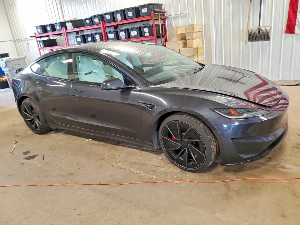 55543566 :رقم المزاد ، 5YJ3E1ET1RF869146 vin ، 2024 Tesla Model 3 مزاد بيع