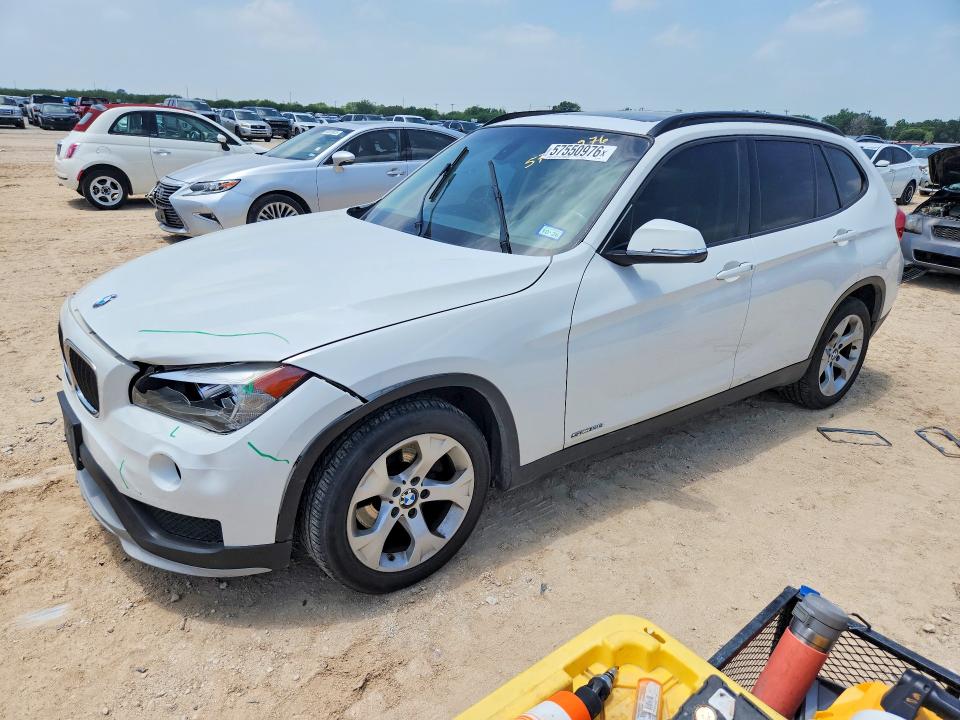 2015 Bmw X1 მანქანა იყიდება აუქციონზე, vin: WBAVM1C52FV317570, აუქციონის ნომერი: 57550976