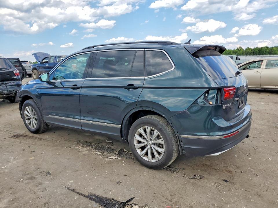 57231936 :رقم المزاد ، 3VV2B7AX5JM078801 vin ، 2018 Volkswagen Tiguan مزاد بيع