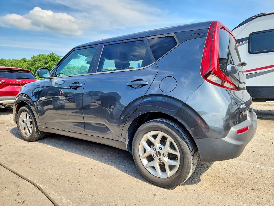 2022 Kia Soul მანქანა იყიდება აუქციონზე, vin: KNDJ23AU5N7815939, აუქციონის ნომერი: 55764956