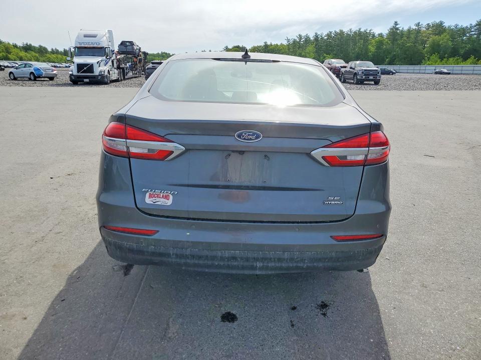 Продажа на аукционе авто 2020 Ford Fusion, vin: 3FA6P0LU9LR100810, номер лота: 55278136