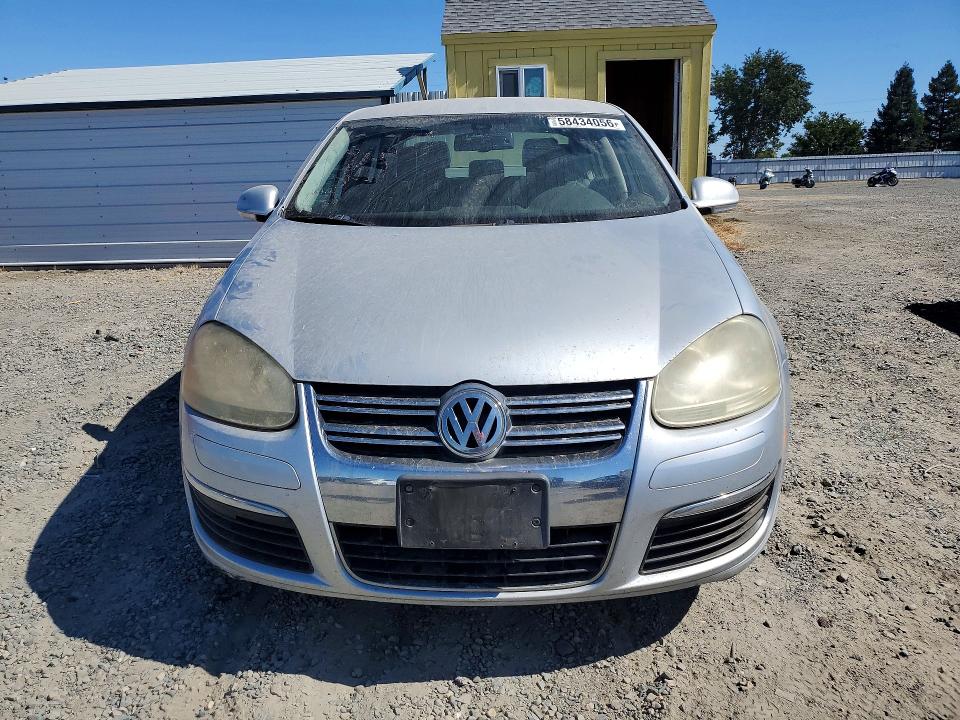 2005 Volkswagen New Jetta მანქანა იყიდება აუქციონზე, vin: 3VWRG71K45M647661, აუქციონის ნომერი: 58434056