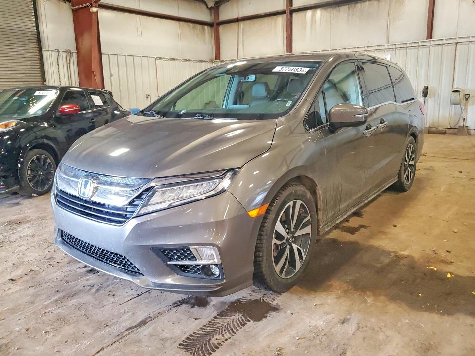 Продажа на аукционе авто 2018 Honda Odyssey, vin: 5FNRL6H90JB019686, номер лота: 57750836