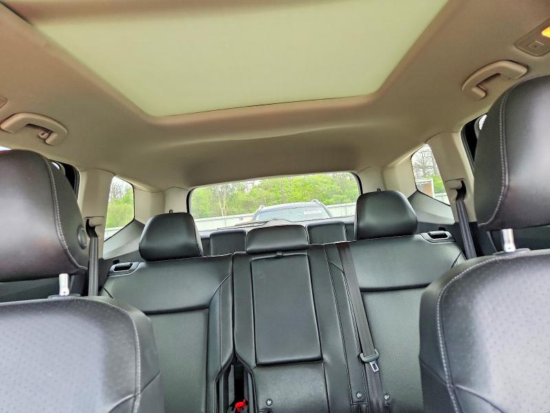 56106156 :رقم المزاد ، 1V2RR2CA4JC530404 vin ، 2018 Volkswagen Atlas مزاد بيع