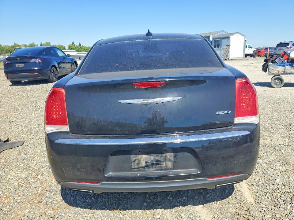 Продаж на аукціоні авто 2017 Chrysler 300, vin: 2C3CCAAG2HH552357, номер лоту: 58758266