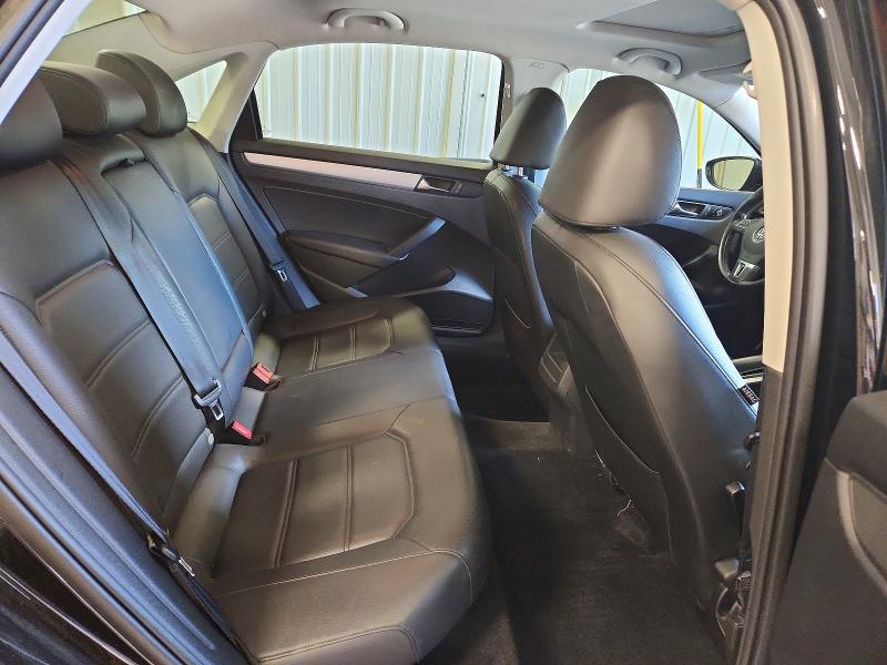 57602216 :رقم المزاد ، 1VWBP7A37CC009283 vin ، 2012 Volkswagen Passat مزاد بيع