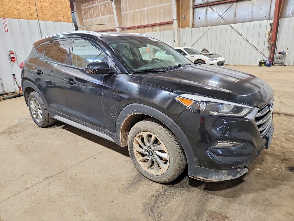 56717926 :رقم المزاد ، KM8J3CA40JU719284 vin ، 2018 Hyundai Tucson مزاد بيع