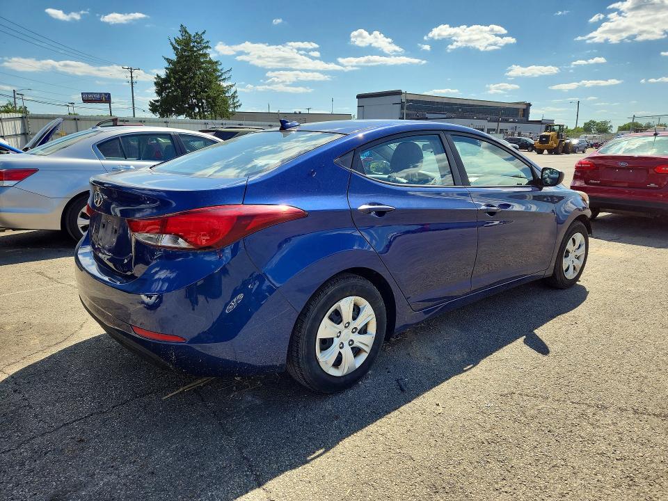 Продажа на аукционе авто 2016 Hyundai Elantra, vin: 5NPDH4AE4GH745763, номер лота: 55197656