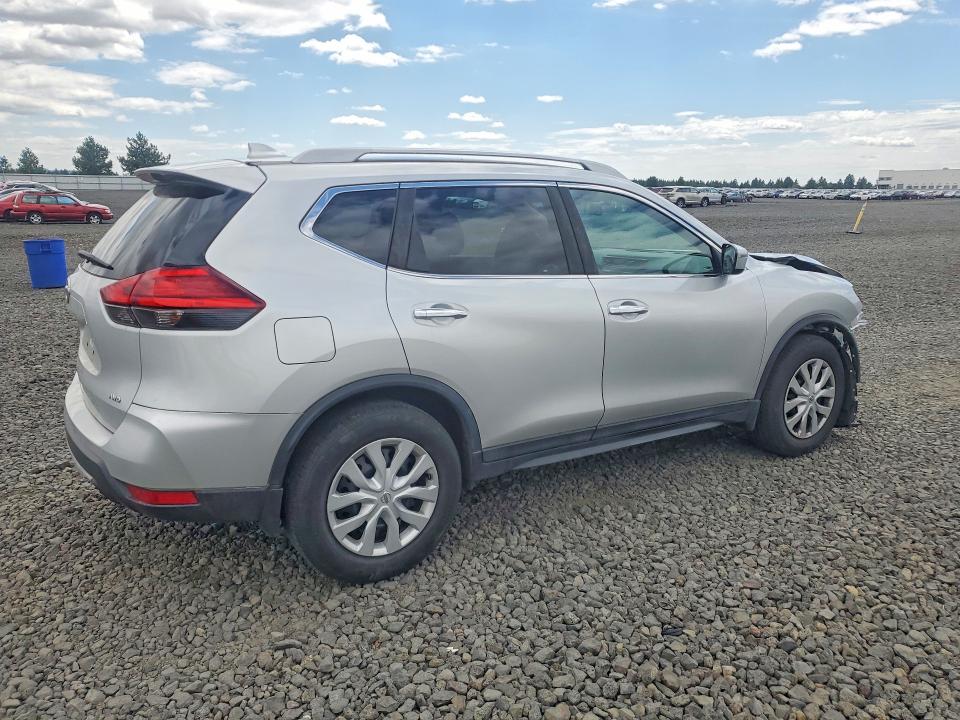 59145636 :رقم المزاد ، 5N1AT2MM3HC736571 vin ، 2017 Nissan Rogue مزاد بيع