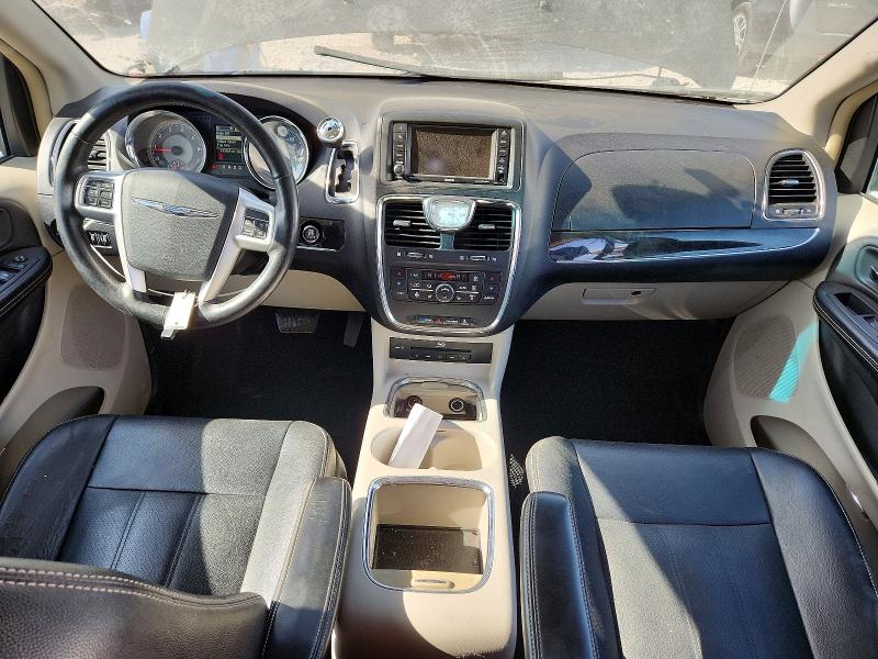 2016 Chrysler Town & Country მანქანა იყიდება აუქციონზე, vin: 2C4RC1CG5GR285422, აუქციონის ნომერი: 55866096