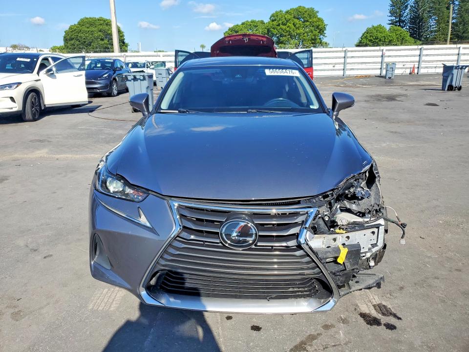 58656476 :رقم المزاد ، JTHBA1D22J5078905 vin ، 2018 Lexus Is مزاد بيع
