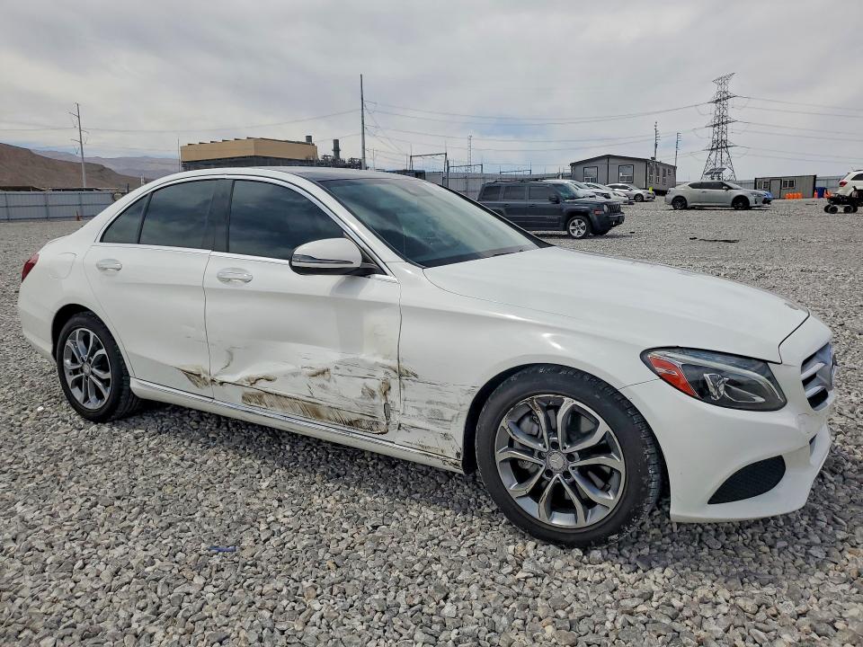 56796346 :رقم المزاد ، 55SWF4JB6GU128947 vin ، 2016 Mercedes-benz C مزاد بيع