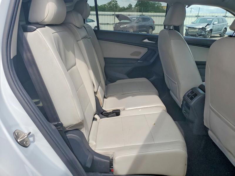 Продаж на аукціоні авто 2018 Volkswagen Tiguan, vin: 3VV3B7AX5JM190874, номер лоту: 56288566